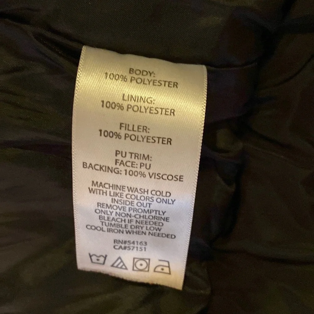 🎉HP🎉Marc NY Performance Quilted Puffer Vest Faux Leather Trim women’s Small - Picture 7 of 14